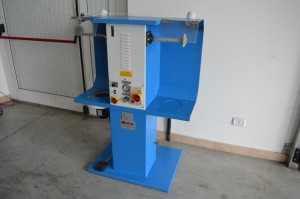 MACCHINA PULITRICE MODELLO MF80/I