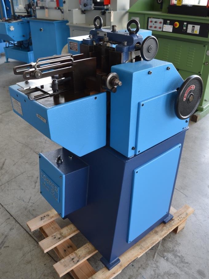 AUTOMATIC SHANK SKIVING MACHINE A33 - COBMER - Rogi Machinery - EN